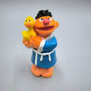 Ernie Pvc Figure Rubber Duckie Sesame Street Preschool Bath Bedtime 2.5 inch